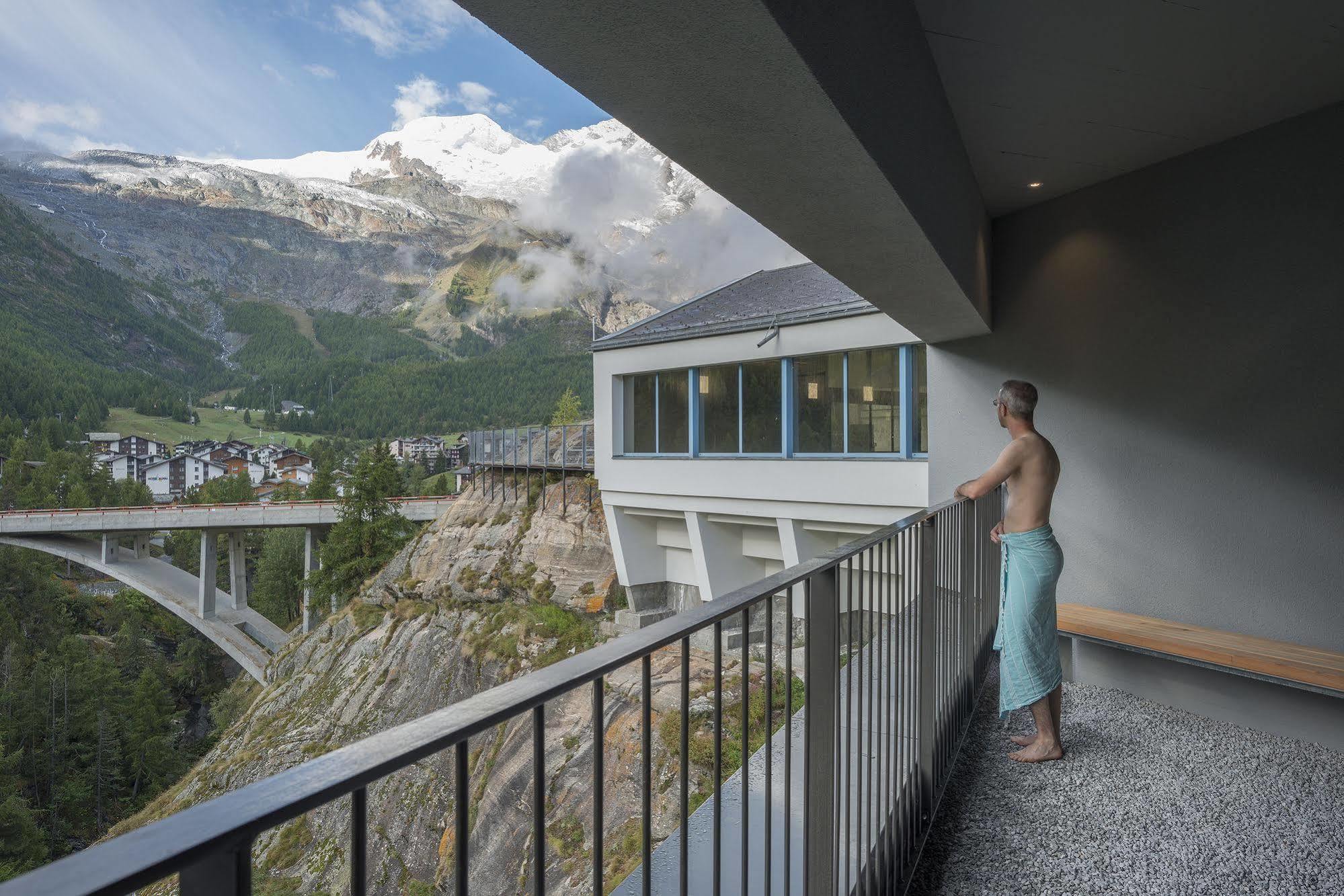 Saas-Fee Wellnesshostel4000 Esterno foto